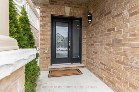 36 Hoard Avenue N New Tecumseth ON L9R 0M3
