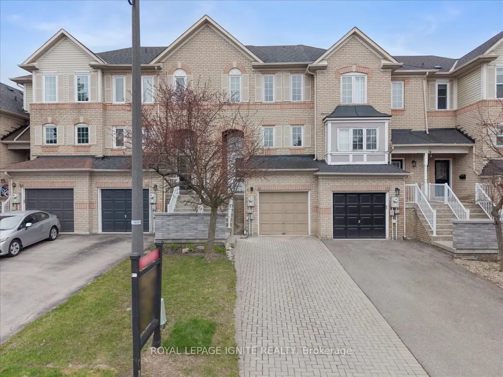 61 Baywell Crescent Aurora ON L4G 7N4