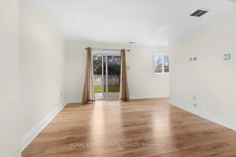 61 Baywell Crescent Aurora ON L4G 7N4