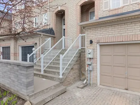 61 Baywell Crescent Aurora ON L4G 7N4