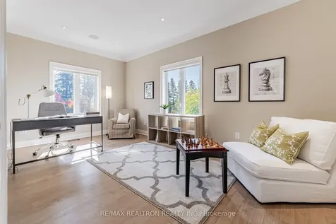 423 Paradelle Drive Richmond Hill ON L4E 4R9