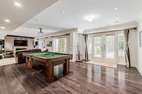 423 Paradelle Drive Richmond Hill ON L4E 4R9
