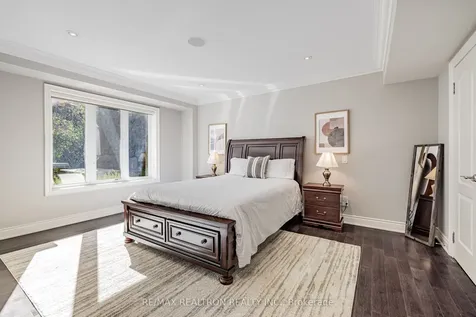 423 Paradelle Drive Richmond Hill ON L4E 4R9