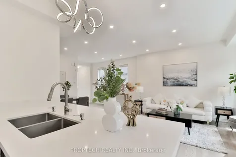19 Frederick Wilson Avenue Markham ON L6B 1N2