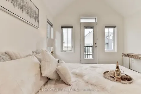 19 Frederick Wilson Avenue Markham ON L6B 1N2