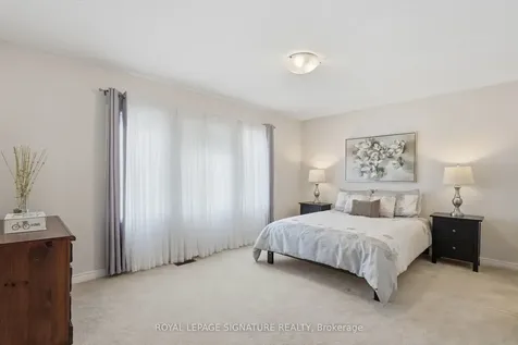 390 Binns Avenue Newmarket ON L3X 1T7