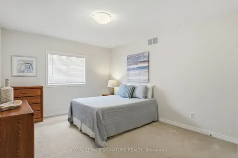 390 Binns Avenue Newmarket ON L3X 1T7