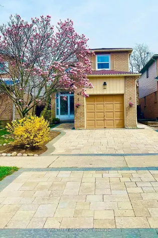 43 Bluesky Crescent Richmond Hill ON L4C 8J2