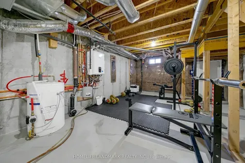 47 Saigen Lane Markham ON L6B 1R2