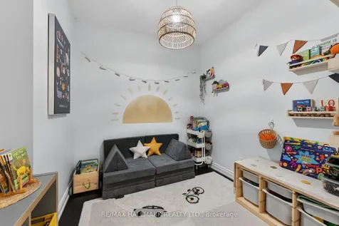 281 Woodbridge Avenue Vaughan ON L4L 0C6