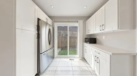57 Longmeadow Crescent Markham ON L3R 3J6