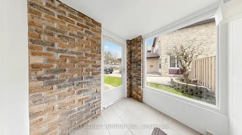 57 Longmeadow Crescent Markham ON L3R 3J6
