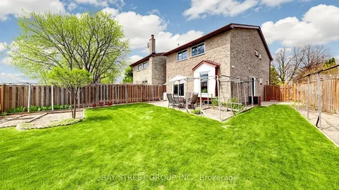 57 Longmeadow Crescent Markham ON L3R 3J6