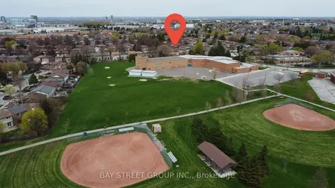 57 Longmeadow Crescent Markham ON L3R 3J6