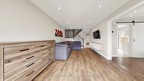 57 Longmeadow Crescent Markham ON L3R 3J6