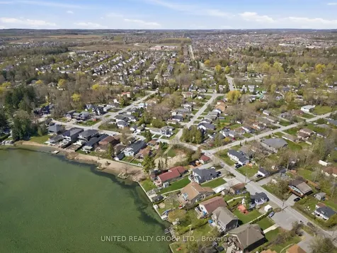 911 Vicrol Drive Innisfil ON L9S 1V4