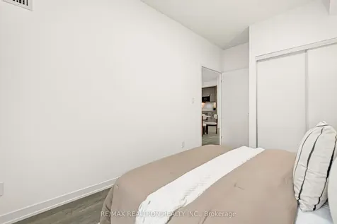 38 Simcoe Promenade Markham ON L6G 0H7