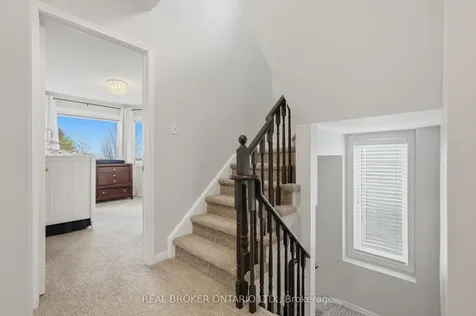 92 Mainprize Crescent East Gwillimbury ON L0G 1M0