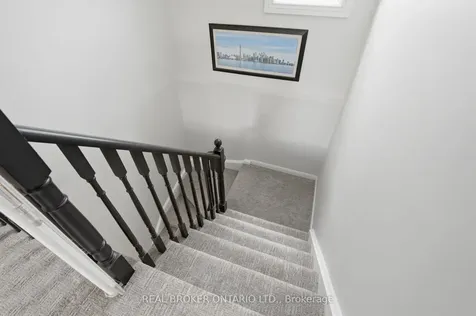 92 Mainprize Crescent East Gwillimbury ON L0G 1M0