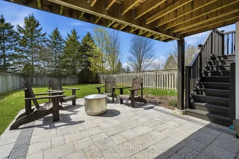 92 Mainprize Crescent East Gwillimbury ON L0G 1M0