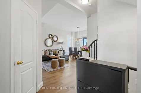 92 Mainprize Crescent East Gwillimbury ON L0G 1M0