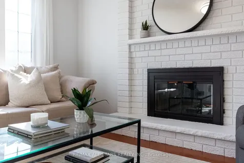 83 John Stiver Crescent Markham ON L3R 9B3