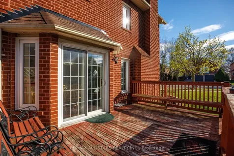 83 John Stiver Crescent Markham ON L3R 9B3