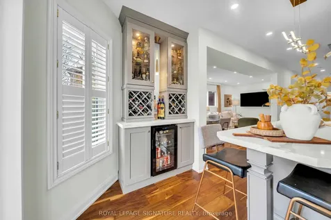 440 Flanagan Court Newmarket ON L3X 2E9