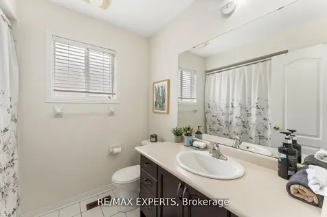 19 Maximillian Street Vaughan ON L4H 2S6