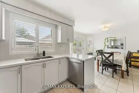 19 Maximillian Street Vaughan ON L4H 2S6