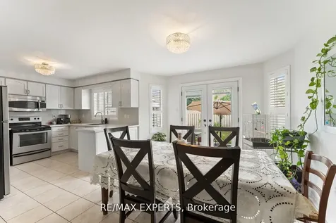 19 Maximillian Street Vaughan ON L4H 2S6