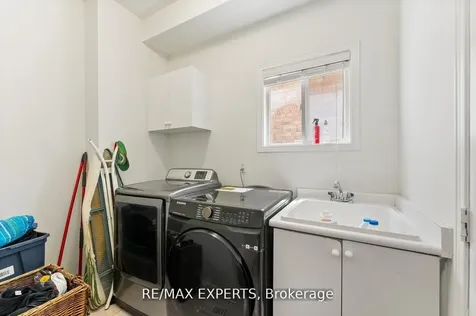 19 Maximillian Street Vaughan ON L4H 2S6