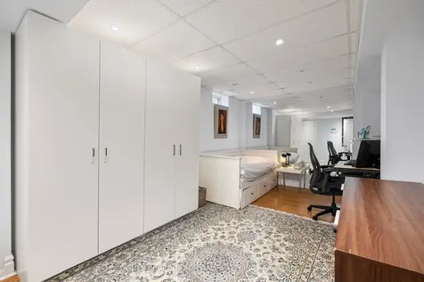 39 English Oak Drive Richmond Hill ON L4E 3W2