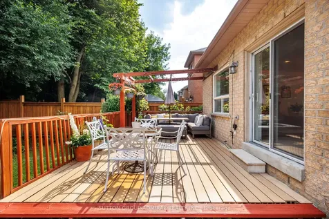39 English Oak Drive Richmond Hill ON L4E 3W2
