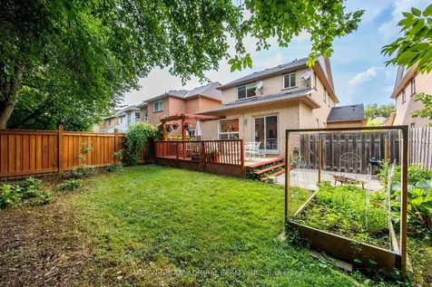 39 English Oak Drive Richmond Hill ON L4E 3W2