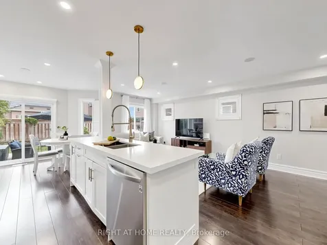 31 National Pine Drive Vaughan ON L6A 3M2