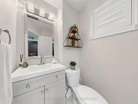 31 National Pine Drive Vaughan ON L6A 3M2