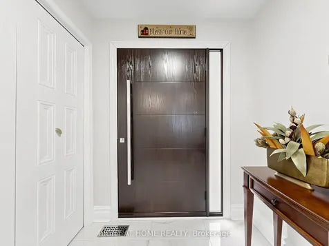31 National Pine Drive Vaughan ON L6A 3M2