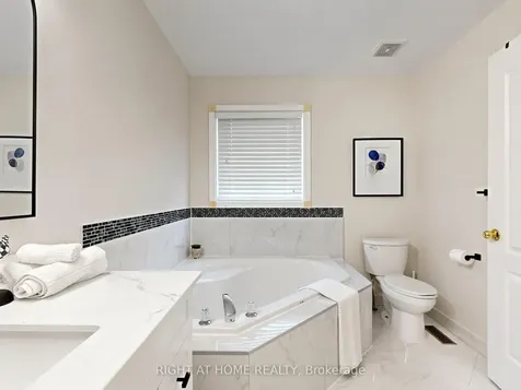31 National Pine Drive Vaughan ON L6A 3M2