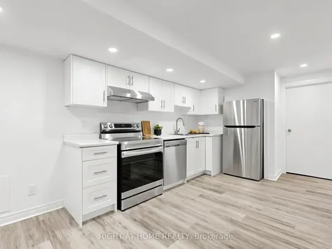 31 National Pine Drive Vaughan ON L6A 3M2