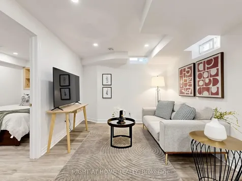 31 National Pine Drive Vaughan ON L6A 3M2