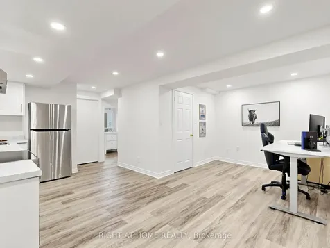 31 National Pine Drive Vaughan ON L6A 3M2