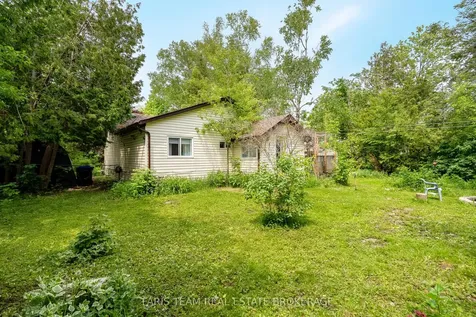 745 James Street Innisfil ON L9S 2G6