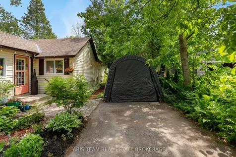 745 James Street Innisfil ON L9S 2G6