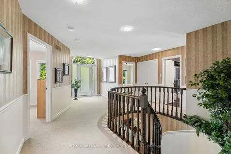 134 Corner Ridge Road Aurora ON L4G 6L4