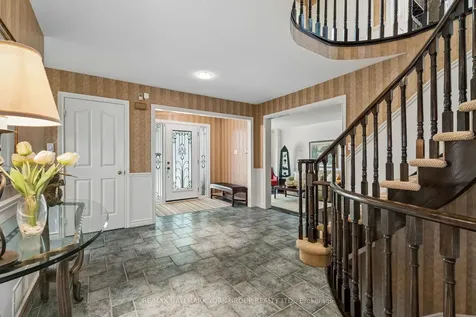 134 Corner Ridge Road Aurora ON L4G 6L4