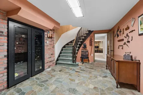 134 Corner Ridge Road Aurora ON L4G 6L4