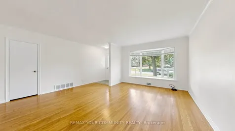 10 Winlaw Place Markham ON L3P 2C6