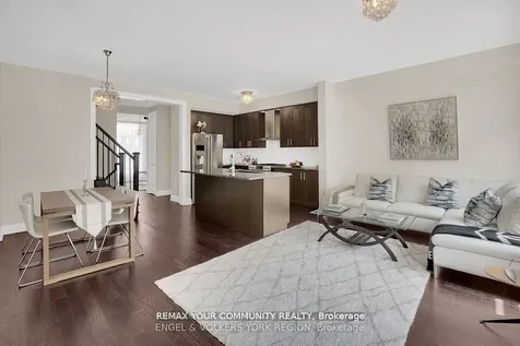 29 Nardini Lane N Richmond Hill ON L4C 1C2