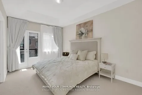 29 Nardini Lane N Richmond Hill ON L4C 1C2